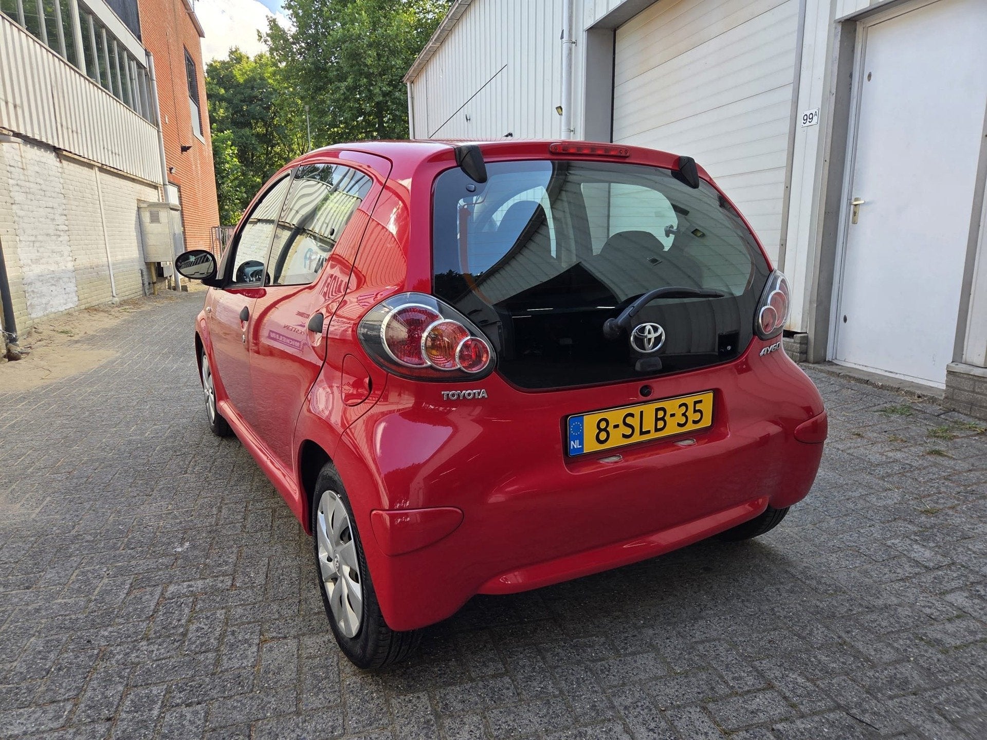 Toyota Aygo 1.0 VVT-i Now | Nieuwe APK | 5DRS | Airco | NAP, Auto's, Toyota, Euro 5, Gebruikt, 4 stoelen, Origineel Nederlands