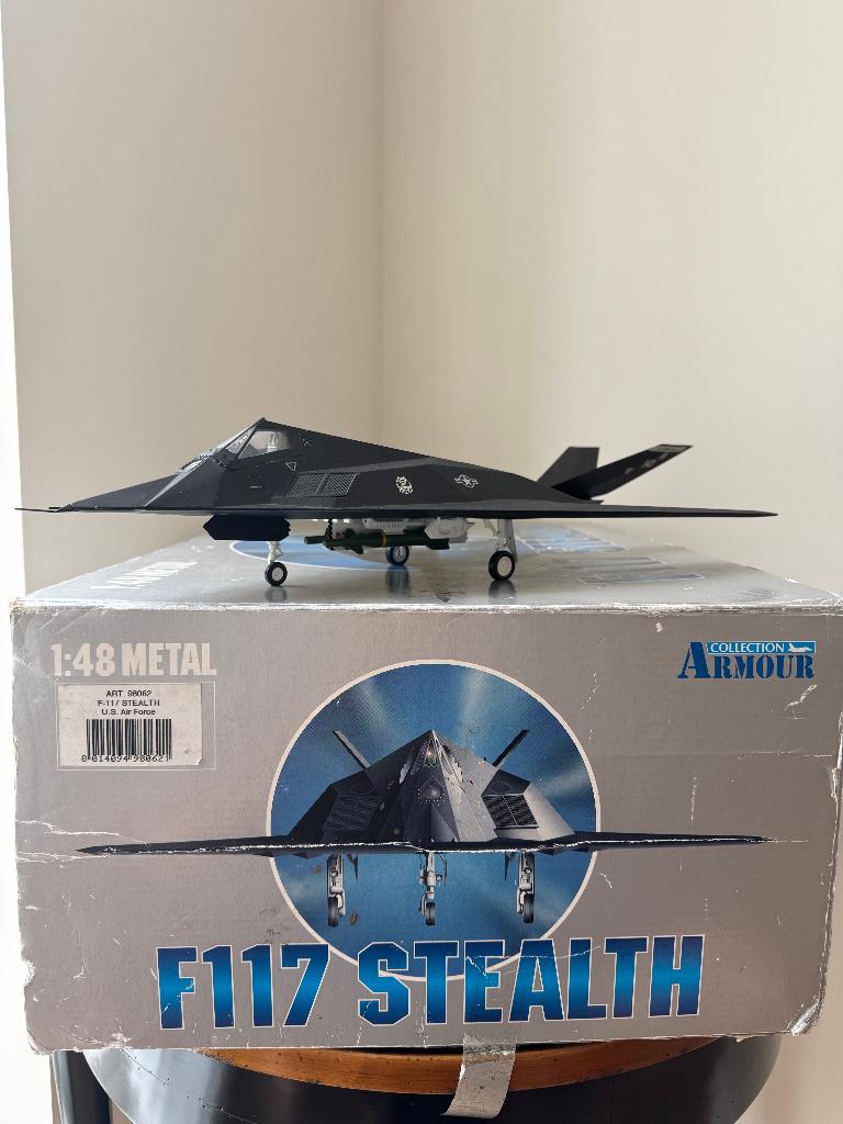 Franklin Mint 1:48 F-117 Diecast USAF Screamin Demons 98062, Verzamelen, Ophalen of Verzenden, Nieuw, Schaalmodel