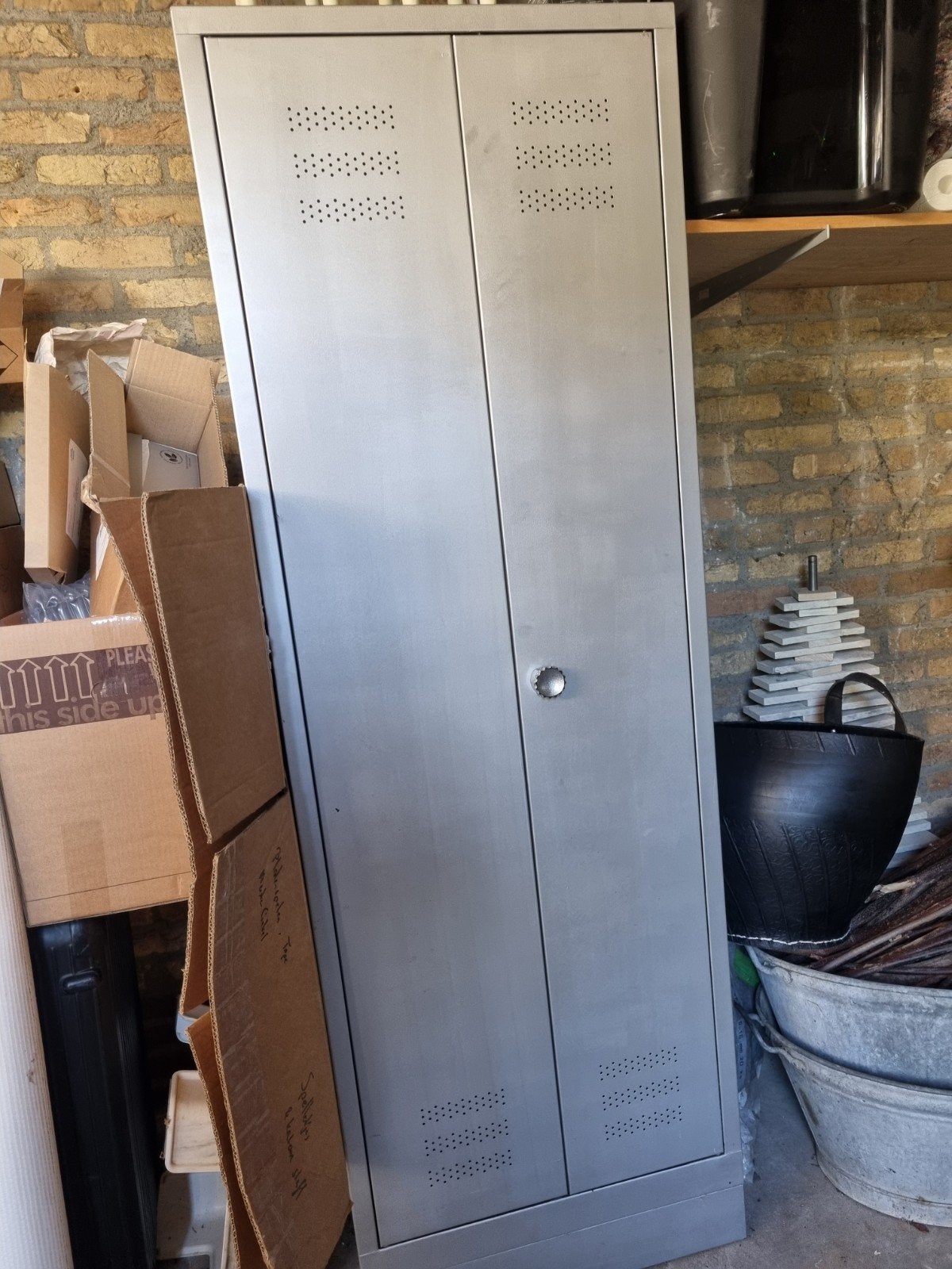 Metalen lockerkast (lichtgrijs) met 2 deuren, Ophalen, Gebruikt, Industrieel