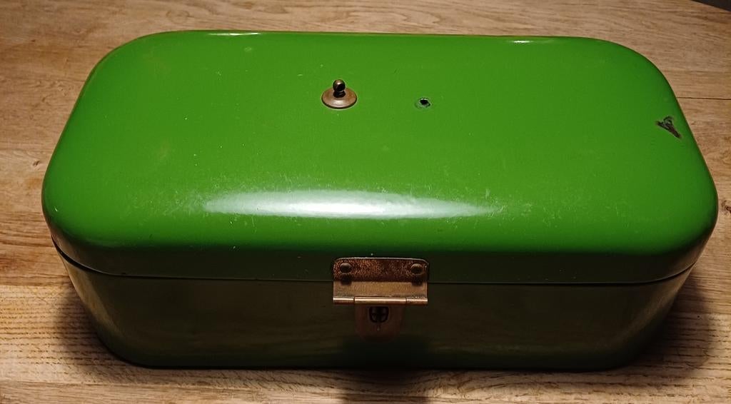 Groene emaille broodtrommel, Antiek en Kunst, Antiek | Emaille, Ophalen of Verzenden