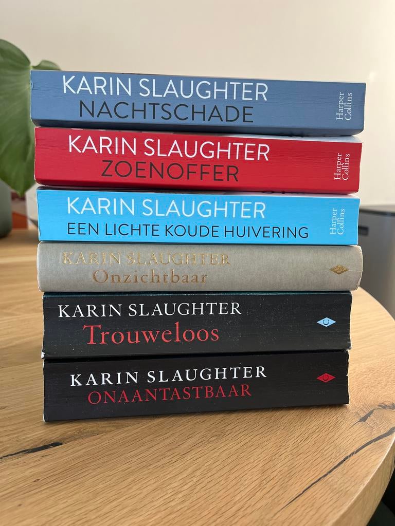 Karin Slaughter Boekenpakket: 6 Spannende Thrillers, Ophalen of Verzenden, Gelezen, Nederland