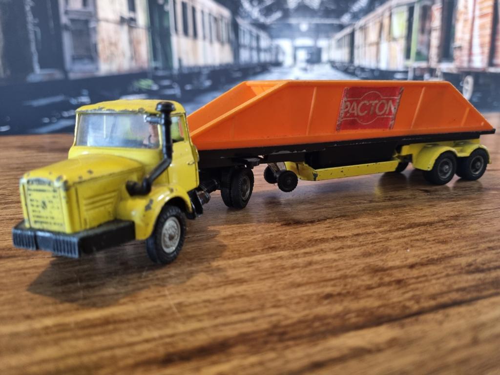 Vintage Corgi Major Toys Berliet met Pacton DumpeTrailer, Hobby en Vrije tijd, Ophalen of Verzenden, Gebruikt, Bus of Vrachtwagen