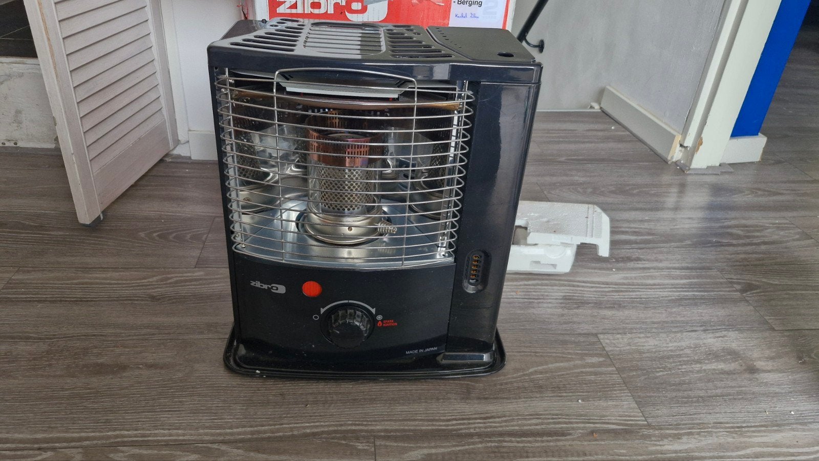 Zibro RS 220 Petroleumkachel - Zo goed als nieuw, Ophalen