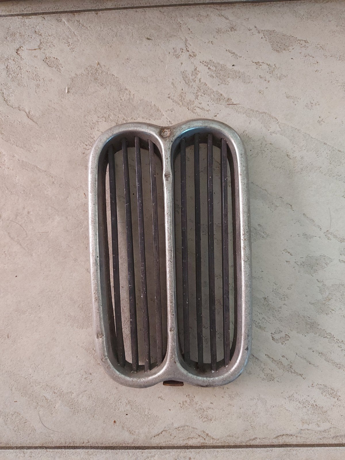 BMW Niergril 1602 1802 2002, Auto-onderdelen, Ophalen of Verzenden, Voor, BMW, Bumper