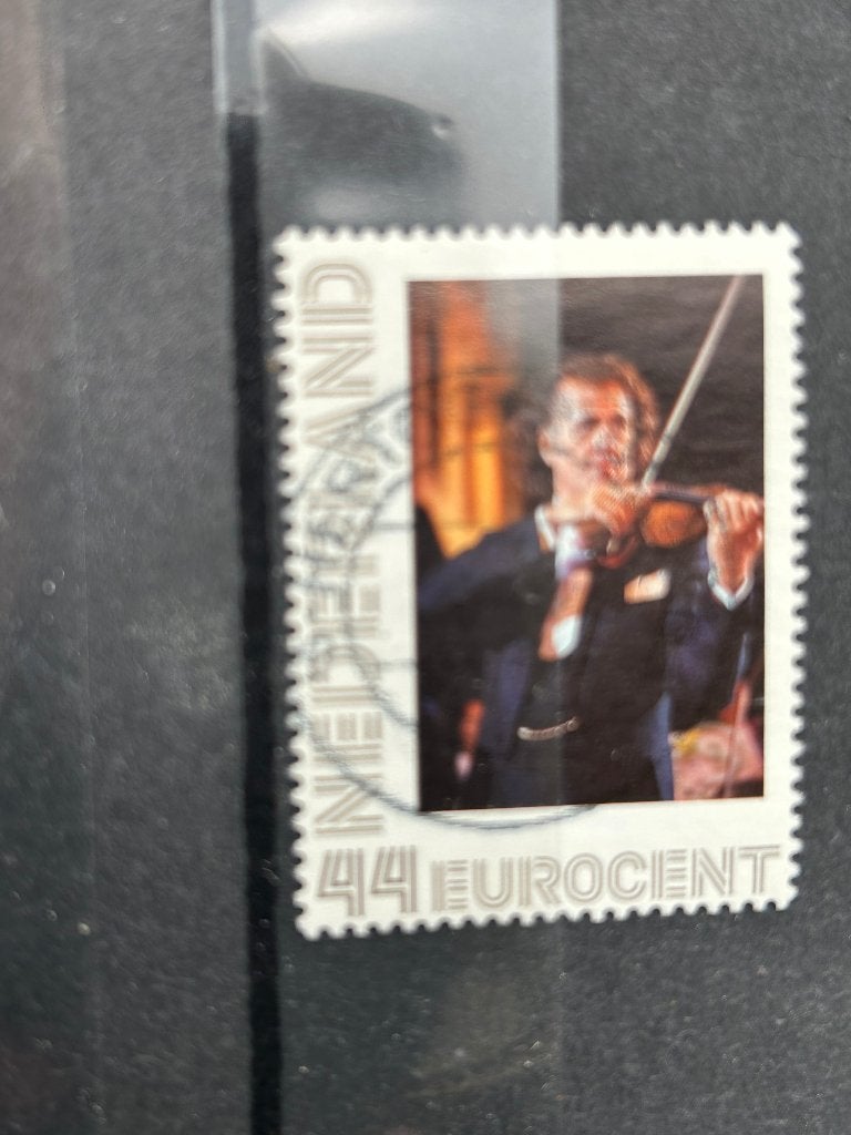 Persoonlijke zegel. Andre Rieu. Viool spelend, Ophalen of Verzenden, Na 1940, Gestempeld