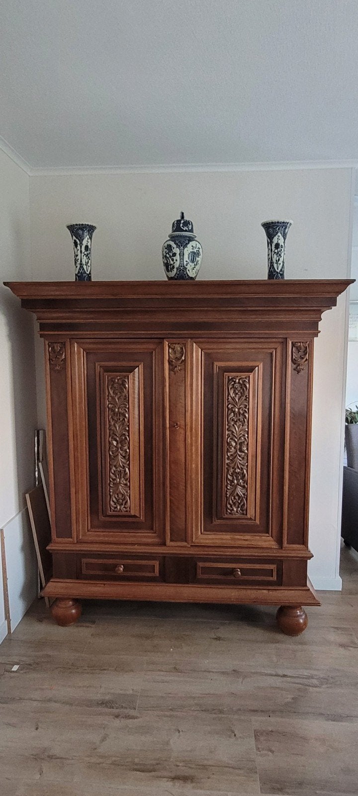 Groenlose kast, Ophalen