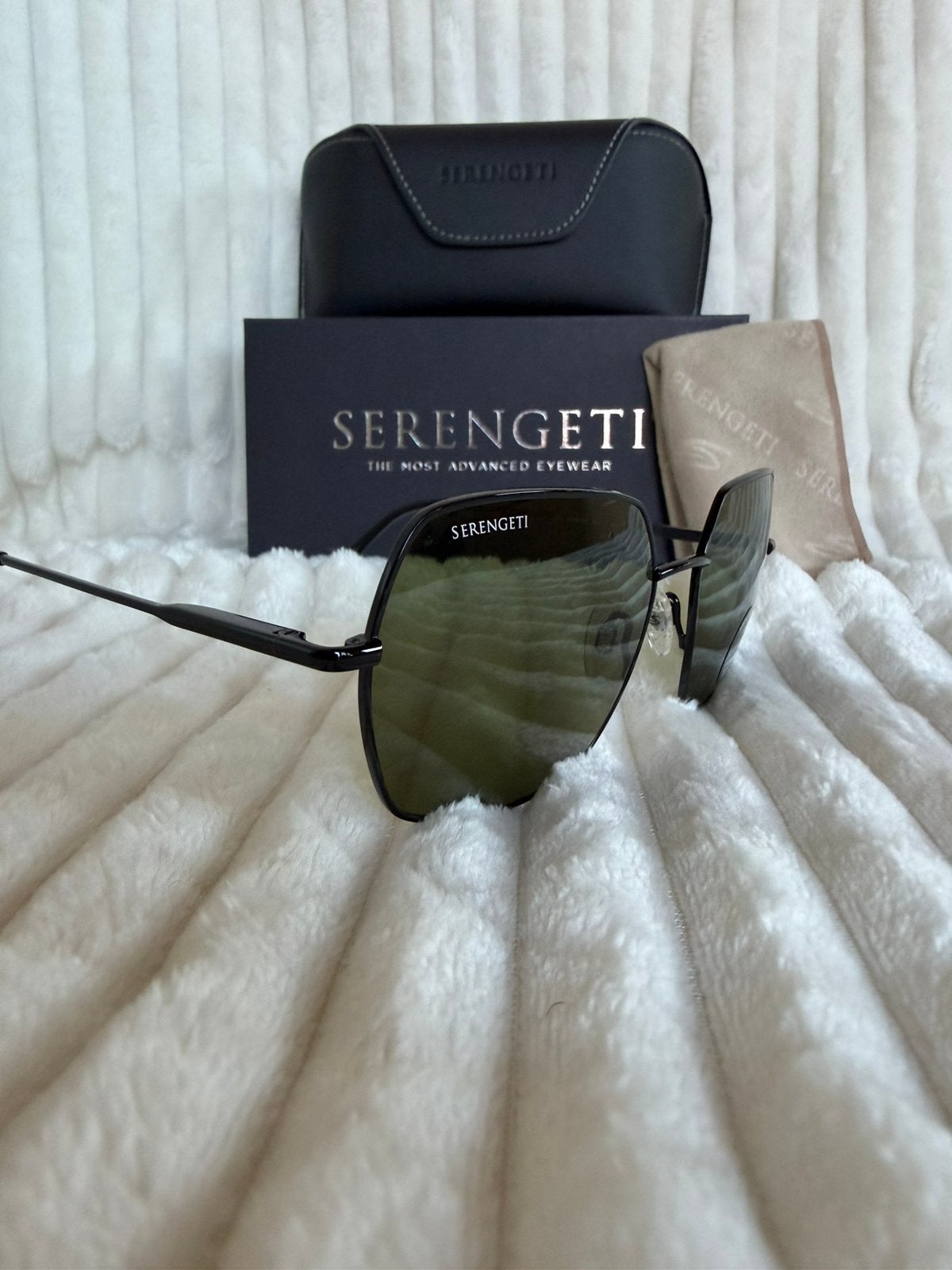 Serengeti Loy SS548002 incl garantie en btw-factuur, Sieraden, Tassen en Uiterlijk, Zonnebril, Verzenden, Nieuw, Nvt