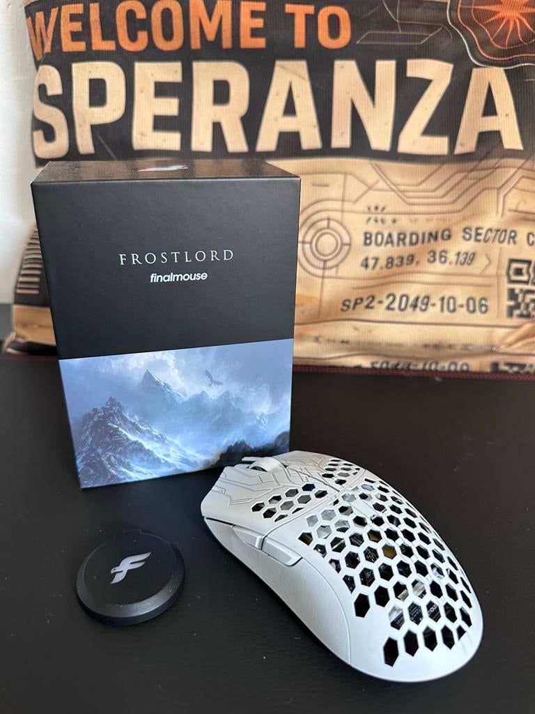 FinalMouse Frostlord Classic (Large), Computers en Software, Muizen, Ophalen of Verzenden, Zo goed als nieuw