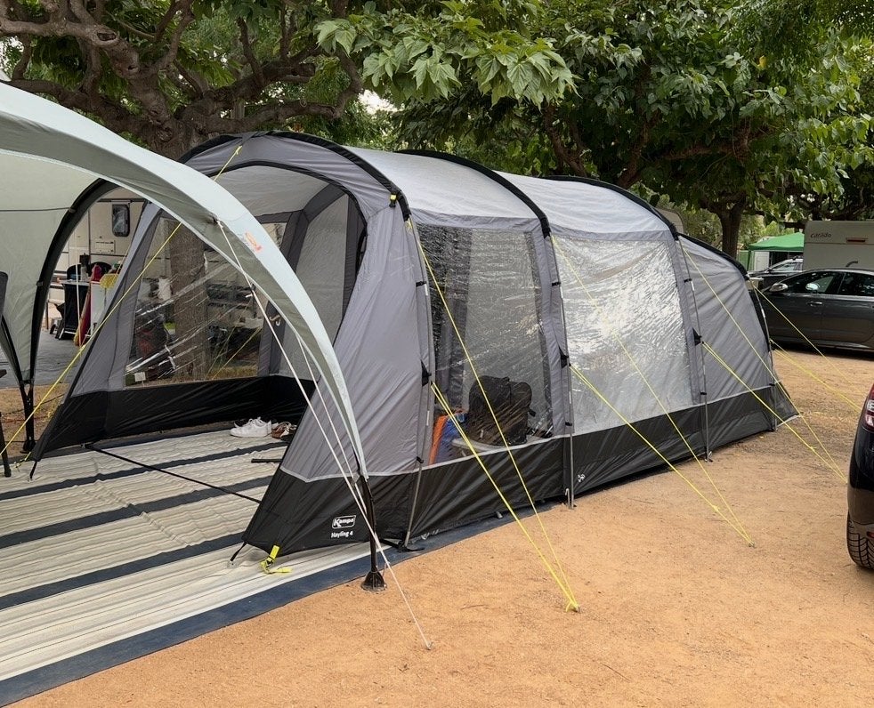 Kampa Hayling 4 Tent - Ideaal voor gezinnen, Caravans en Kamperen, Tenten, Ophalen, Zo goed als nieuw, Tot en met 5