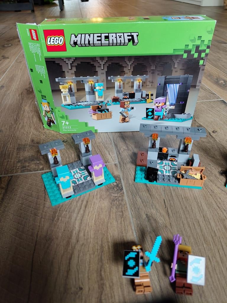 Minecraft lego 21252 the armoury, Compleet, Minecraft, Lego, Ophalen of Verzenden