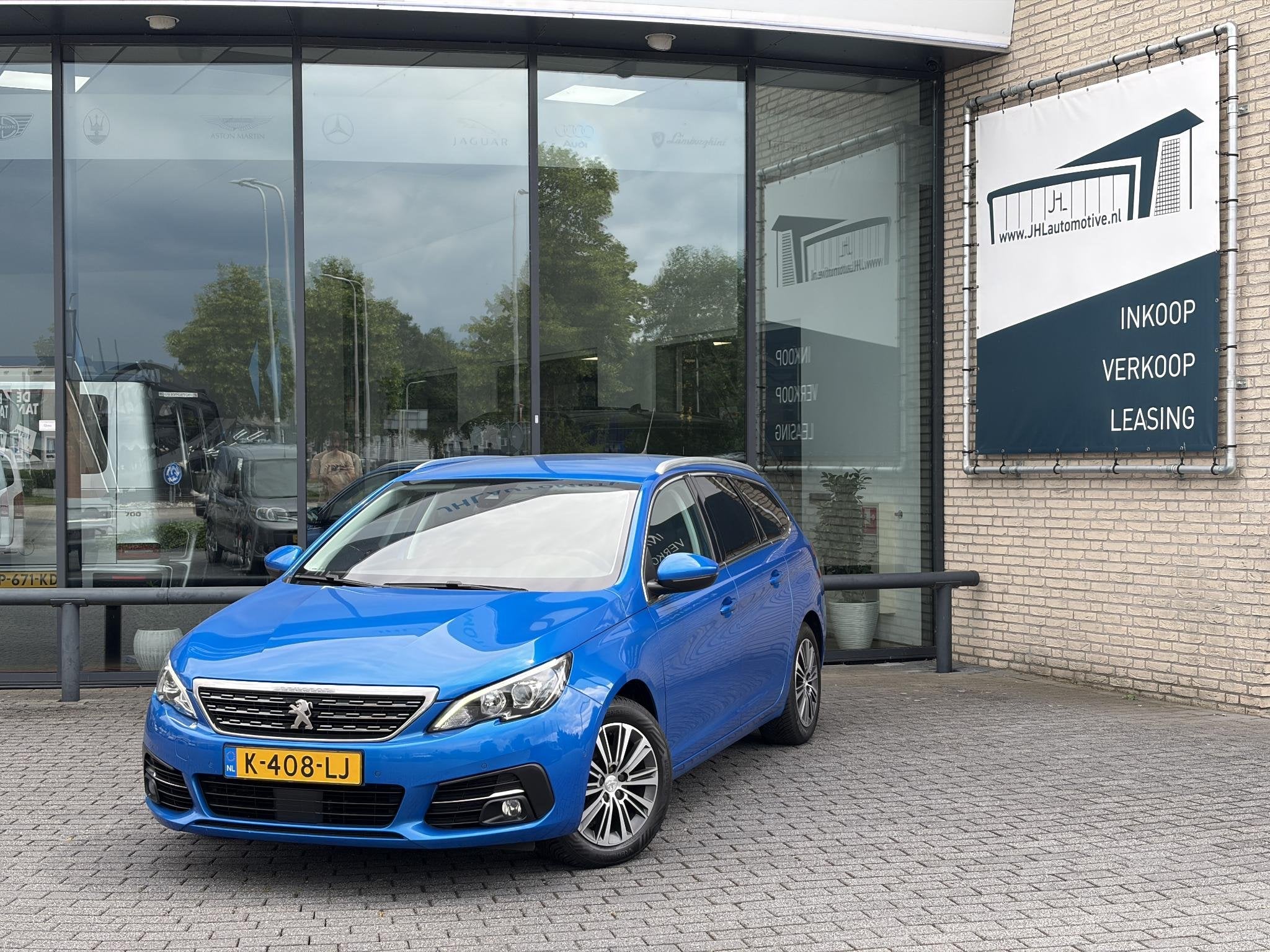 Peugeot 308 SW 1.2 Allure*CARPLAY*ACC*NAVI*ECC*CAM*MASSAGE*, Auto's, Voorwielaandrijving, Gebruikt, 1199 cc, Blauw