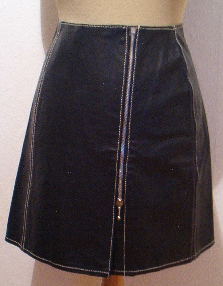 Stoere zwart leren korte rok met rits aan voorzijde! XS, Verzenden, Zwart, Nieuw, Maat 34 (XS) of kleiner