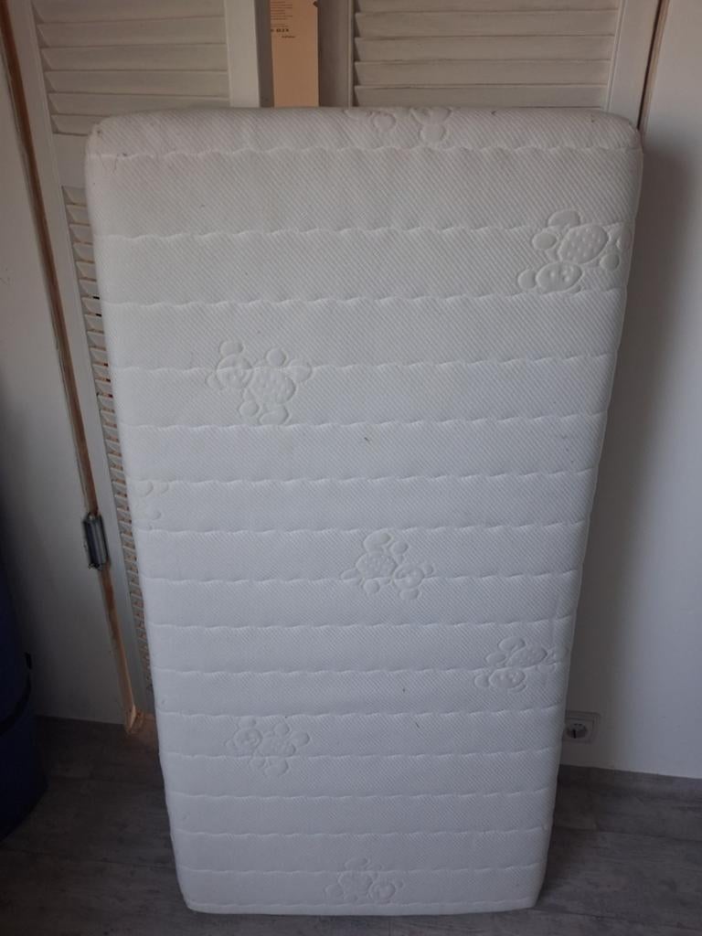 kindermatras 162 bij 62 cm., Ophalen of Verzenden, Eenpersoons