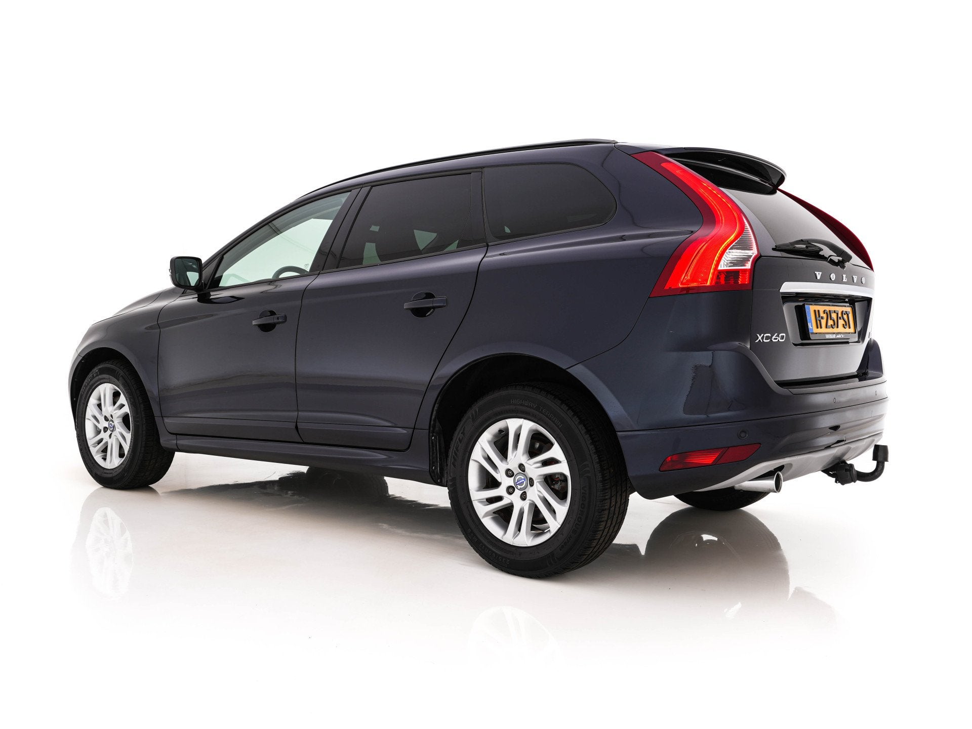 Volvo XC60 2.0 D3 FWD Momentum *LEATHER | NAVI-FULLMAP | COM, Auto's, Voorwielaandrijving, 4 cilinders, Leder, Bedrijf