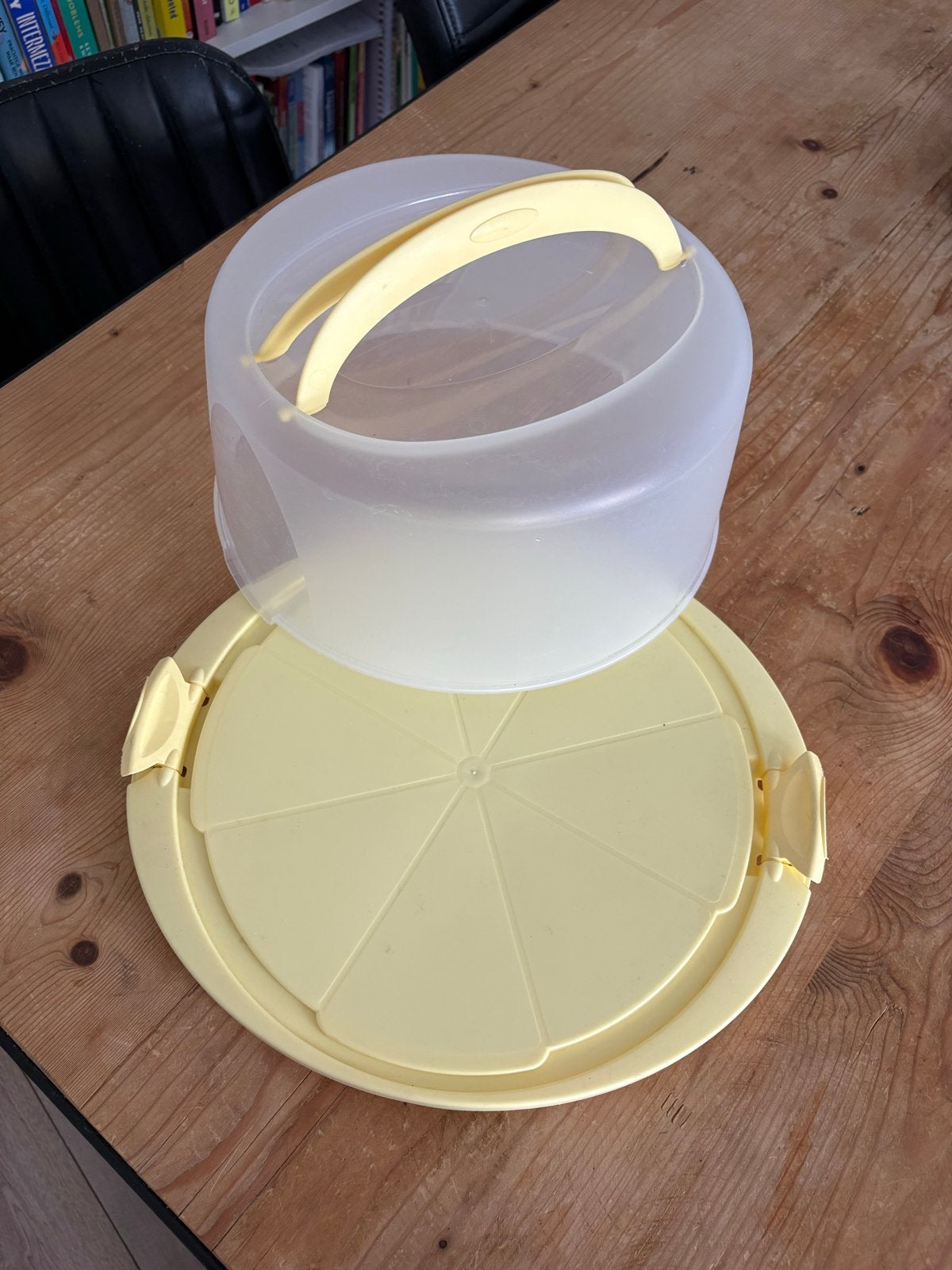 Tupperware Taartdoos - Geel/Transparant, Huis en Inrichting, Gebruikt, Geel, Overige typen, Ophalen of Verzenden