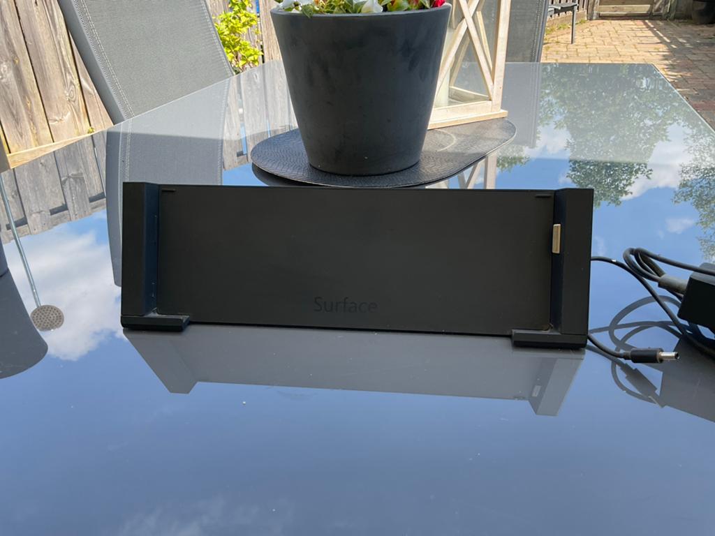 Microsoft Surface Docking Station - Zwart, Computers en Software, Dockingstations, Ophalen of Verzenden, Gebruikt, Docking station
