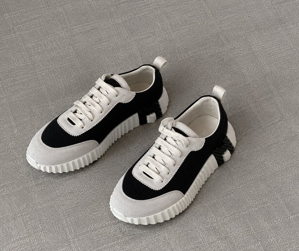 hermes sneakers, Zwart, Ophalen of Verzenden, Sneakers of Gympen, Zo goed als nieuw