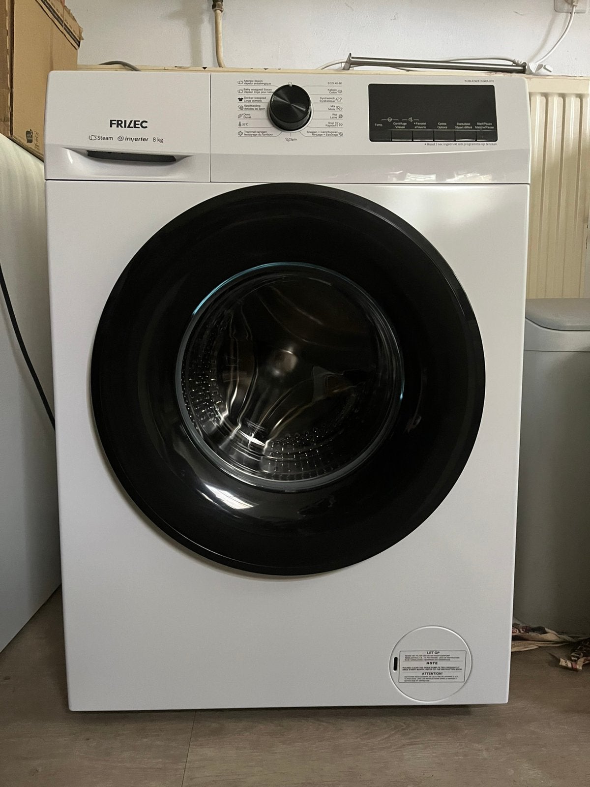 Wasmachine Frilec 2 jaar Label A 1400T 8kg 15 wasprog., Ophalen, 1200 tot 1600 toeren, 8 tot 10 kg, Zo goed als nieuw