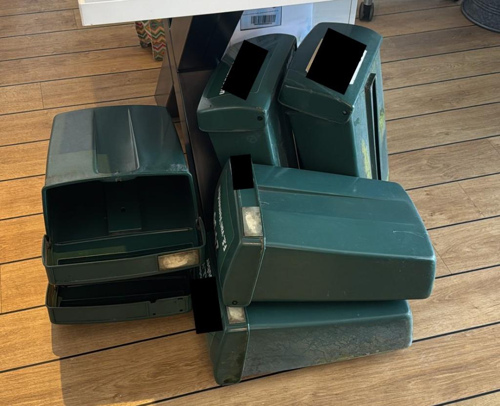 Groene PTT brievenbus 6 x, Tuin en Terras, Brievenbussen, Ophalen of Verzenden, Gebruikt, Kunststof, Wandbrievenbus