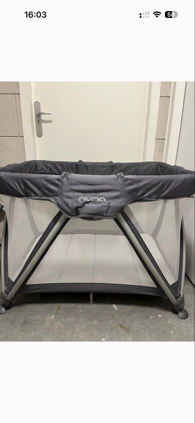 Nuna Sena babybed compleet met extra's, Kinderen en Baby's, Ophalen, Gebruikt, Reisbedje