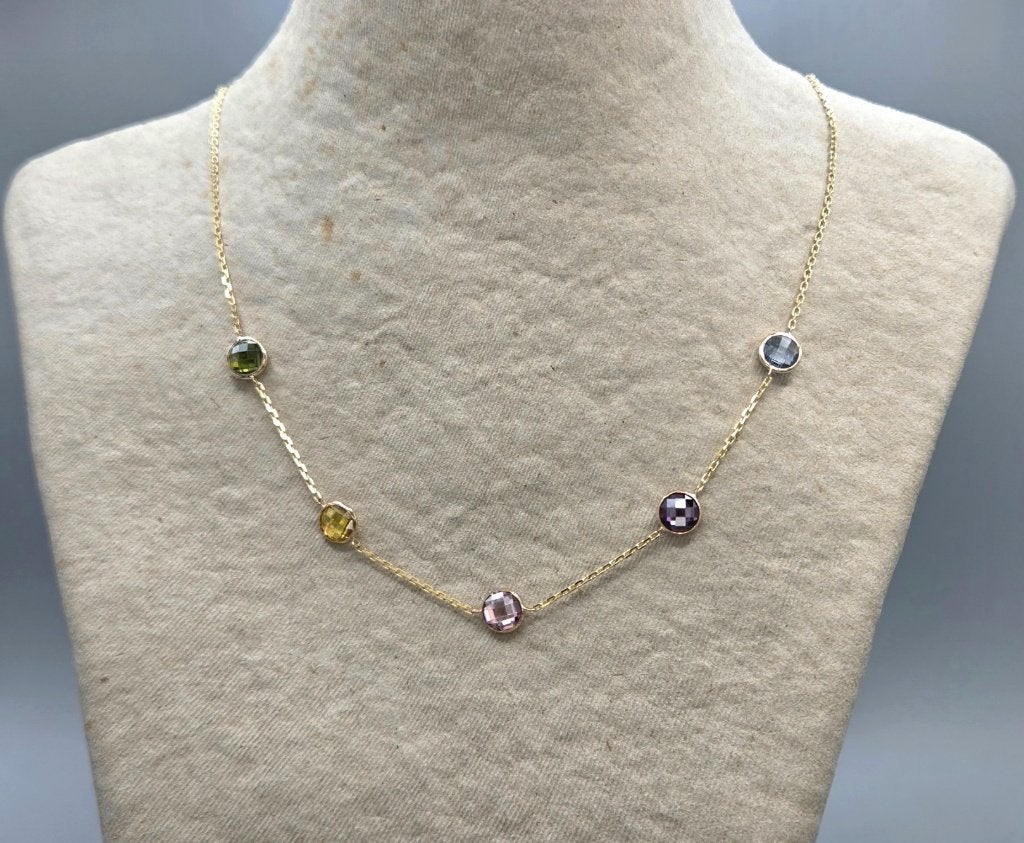 Gouden Vintage ketting met ronde edelstenen. Nr: 24, Sieraden, Tassen en Uiterlijk, Overige kleuren, Ophalen of Verzenden, Zo goed als nieuw