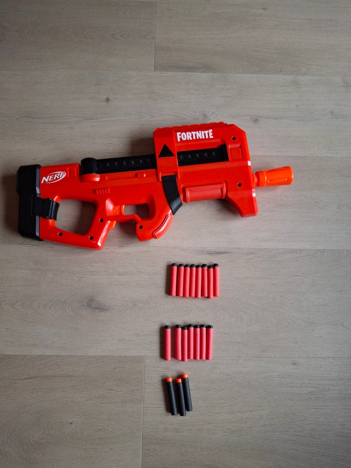 Nerf Fortnite Compact SMG P90 met pijltjes, Ophalen, Jongen of Meisje