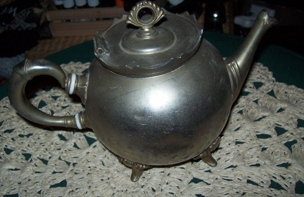 Theepot op 4 pootjes Tin, Antiek en Kunst, Ophalen of Verzenden