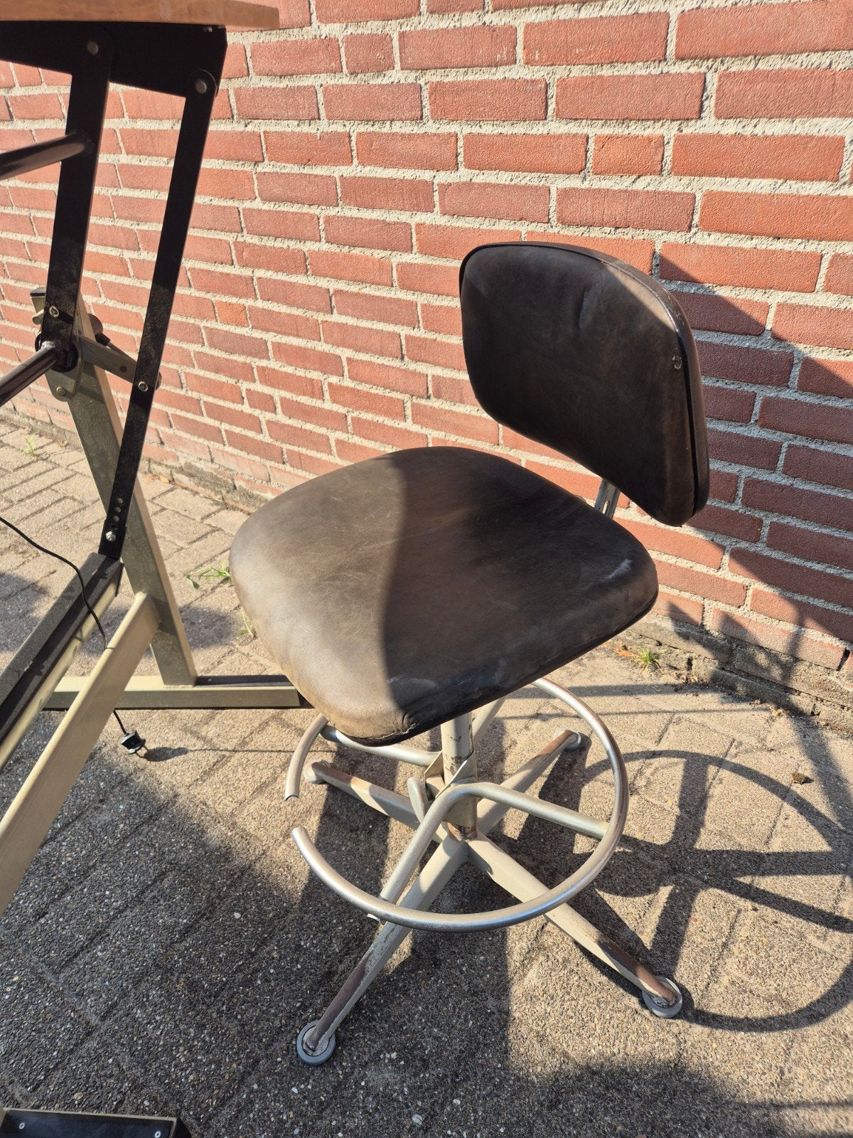 Antieke Retro Tekentafel met Vintage Leeslamp en Stoel, Ophalen, Gebruikt, Minder dan 130 cm, Verlichting
