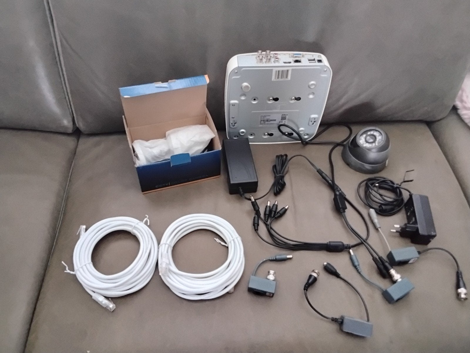 Daihua dvr met 2 camera's, Ophalen, Gebruikt