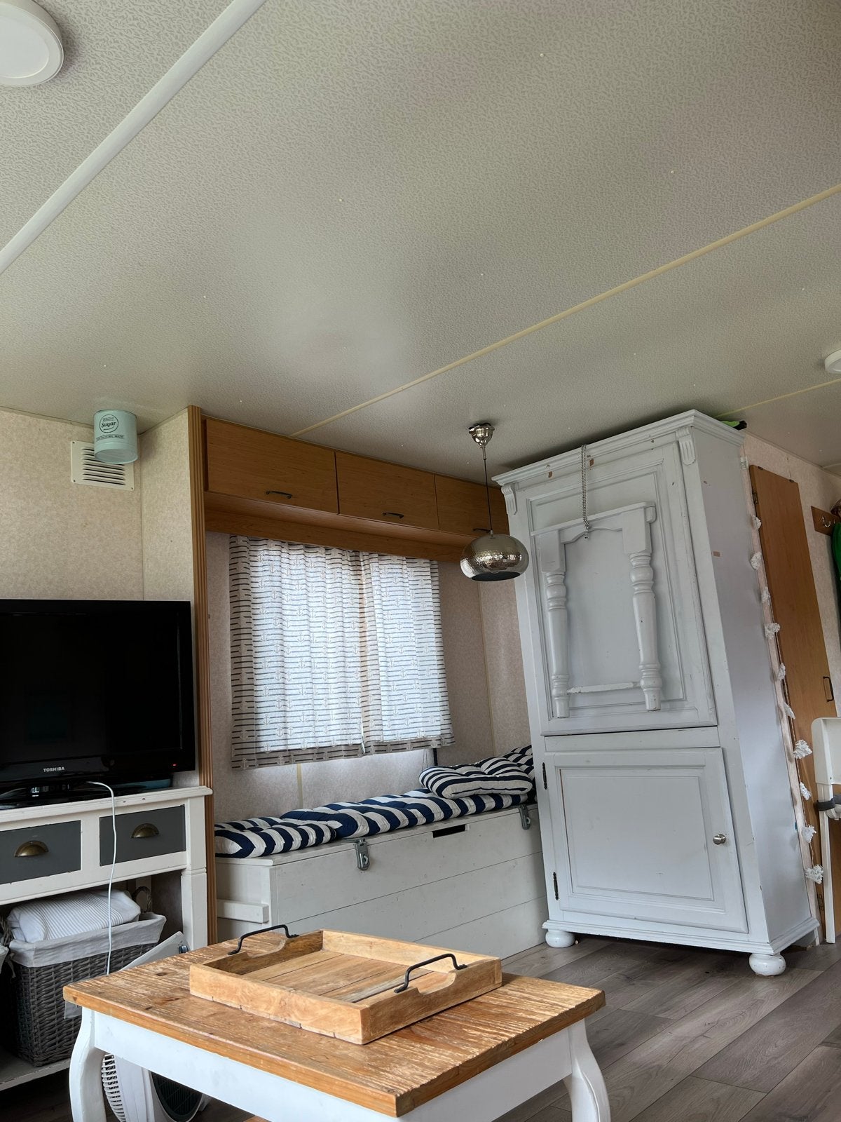Unieke landelijke kast met uitklapbare tafel – DIY, Ophalen of Verzenden, 25 tot 50 cm
