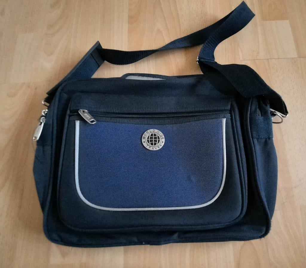 Carlton Laptop Tas - Blauw, Nette Staat, Ophalen, 15 inch, Gebruikt, Schoudertas