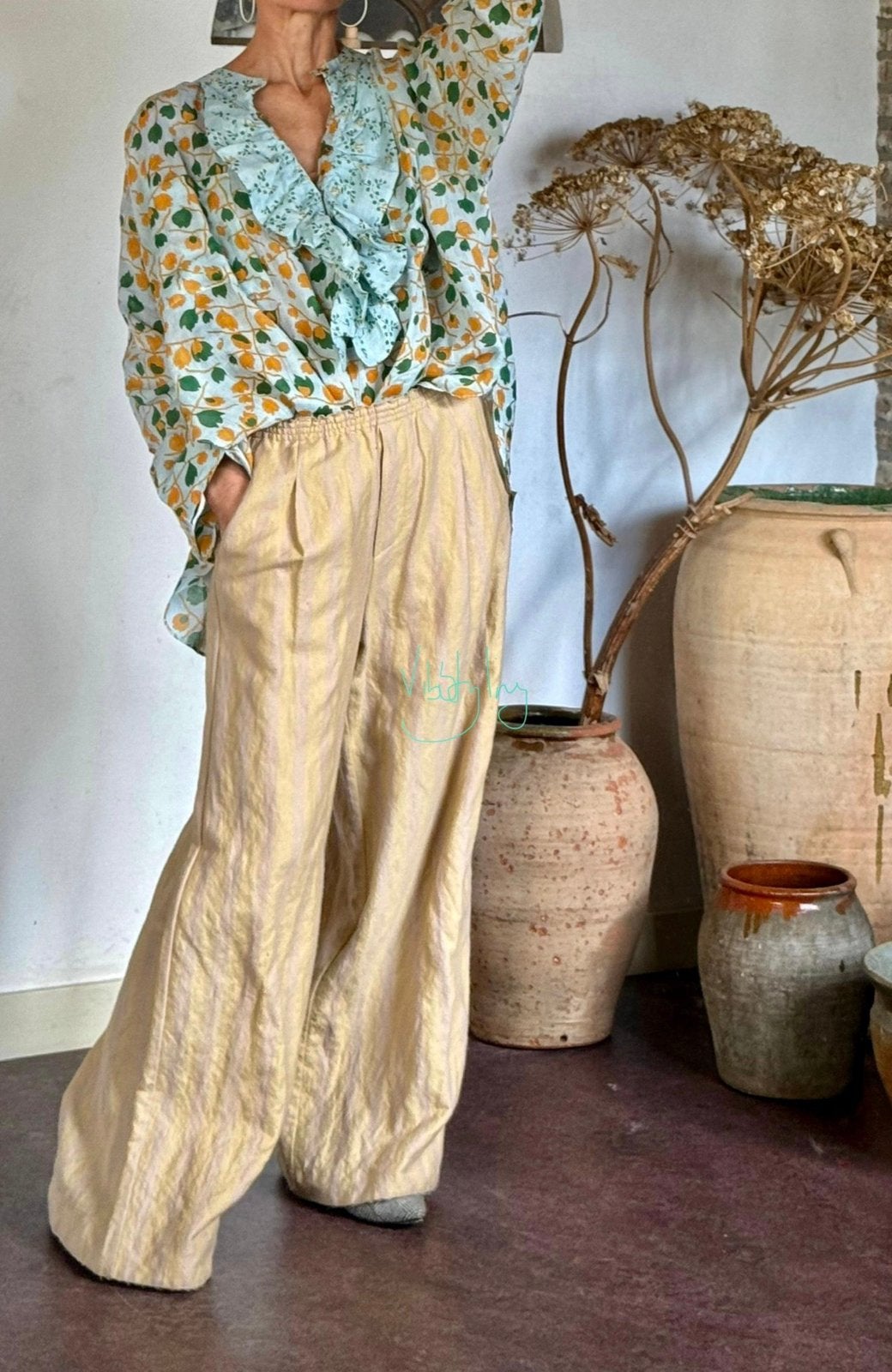 Mooie linnen blouse yvonnes vib 38  valt ruim, Ophalen of Verzenden, Zo goed als nieuw, Maat 38/40 (M)