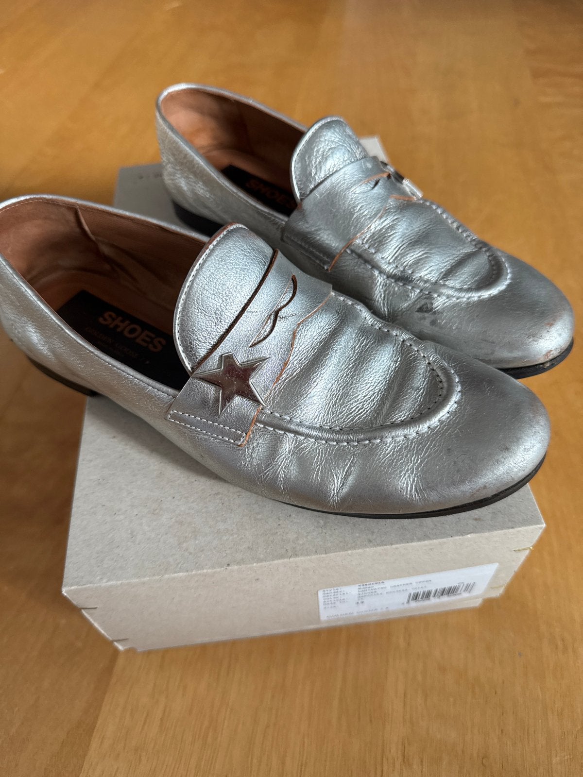 Golden Goose Virginia loafers zilver maat 39, Ophalen of Verzenden, Gedragen, Overige kleuren, Instappers