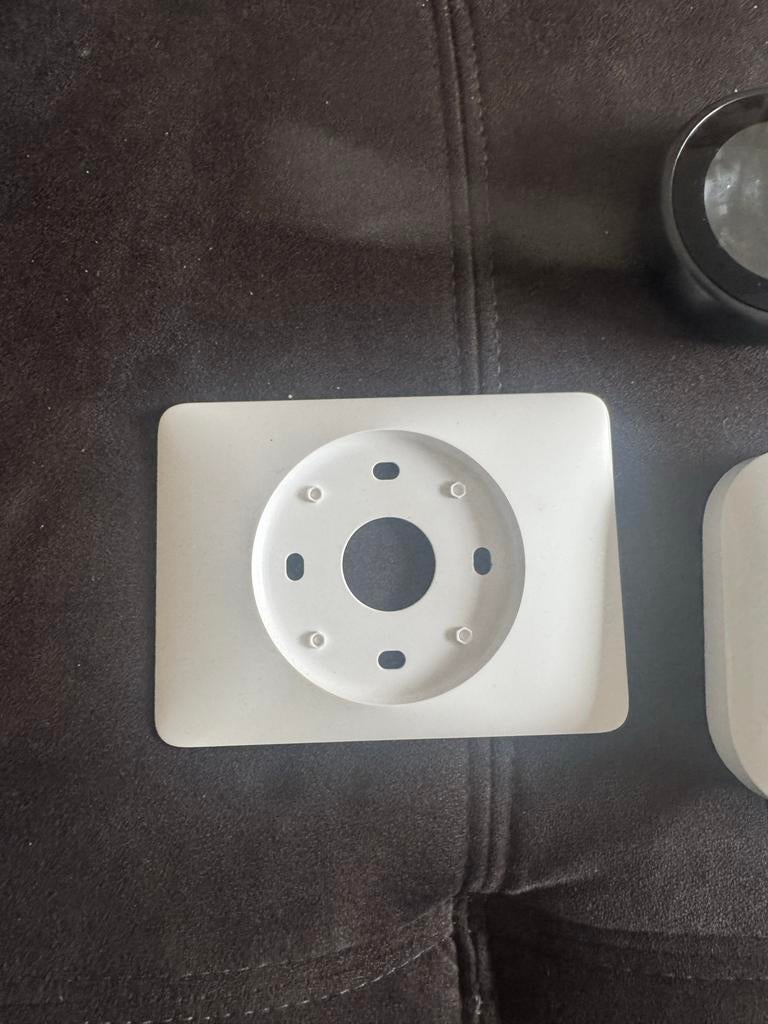 Google Nest Thermostaat E met Heat Link en wandplaat, Doe-het-zelf en Verbouw, Thermostaten, Ophalen of Verzenden, Slimme thermostaat