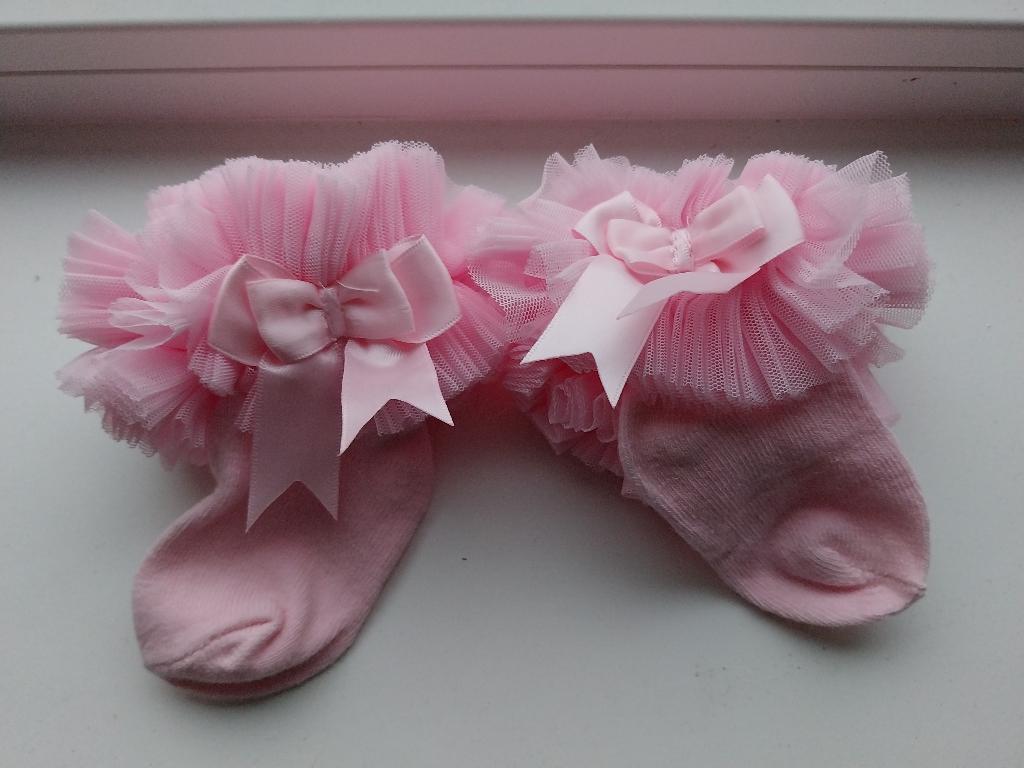 Frilly Socks baby sokjes roze met ruches 3-6 maanden NIEUW, Kinderen en Baby's, Babykleding | Schoentjes en Sokjes, Meisje, Nieuw