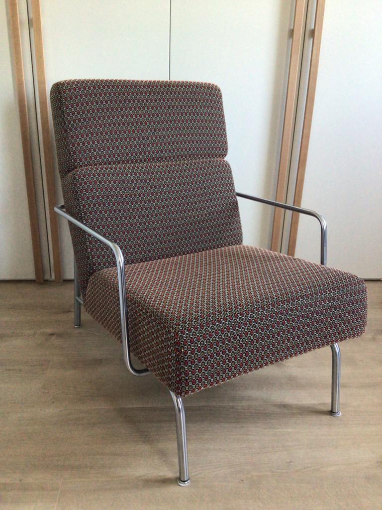 Harvink fauteuil Storm, hoog model - Nieuw bekleed, Ophalen, Zo goed als nieuw, Stof