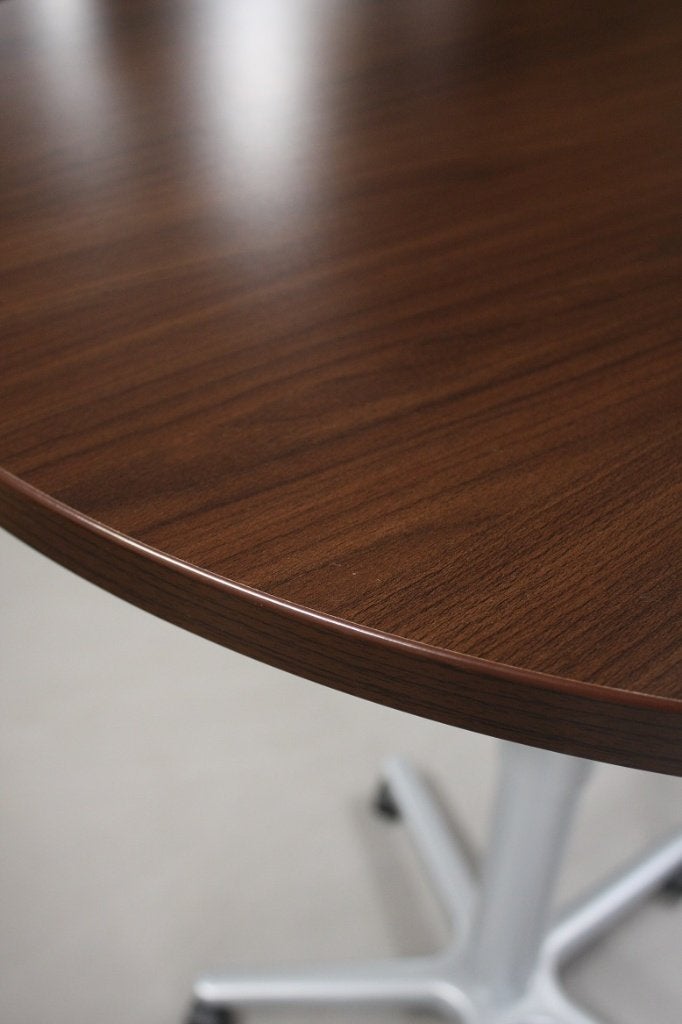 Ronde eettafel in hoogte verstelbaar naar bartafel + wielen, Ophalen, In hoogte verstelbaar, 60 tot 90 cm, Zo goed als nieuw