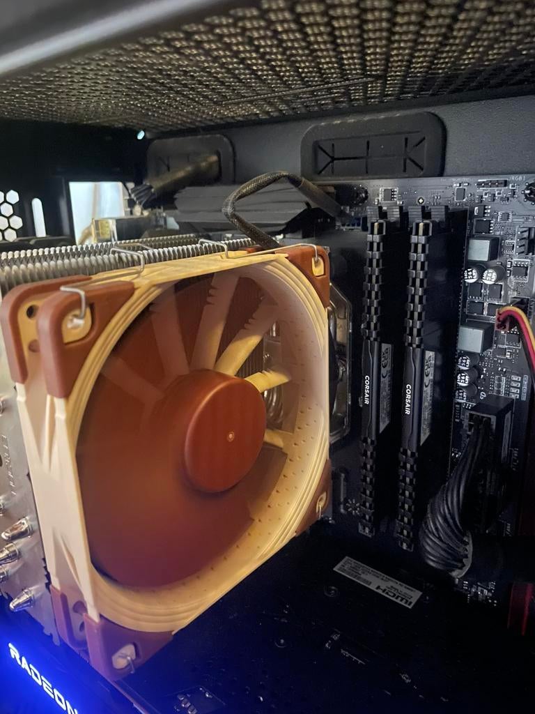 Ryzen 7 5800x3d + 32gb ram + msi b550, Computers en Software, Ophalen, Zo goed als nieuw, Gaming, 4 Ghz of meer
