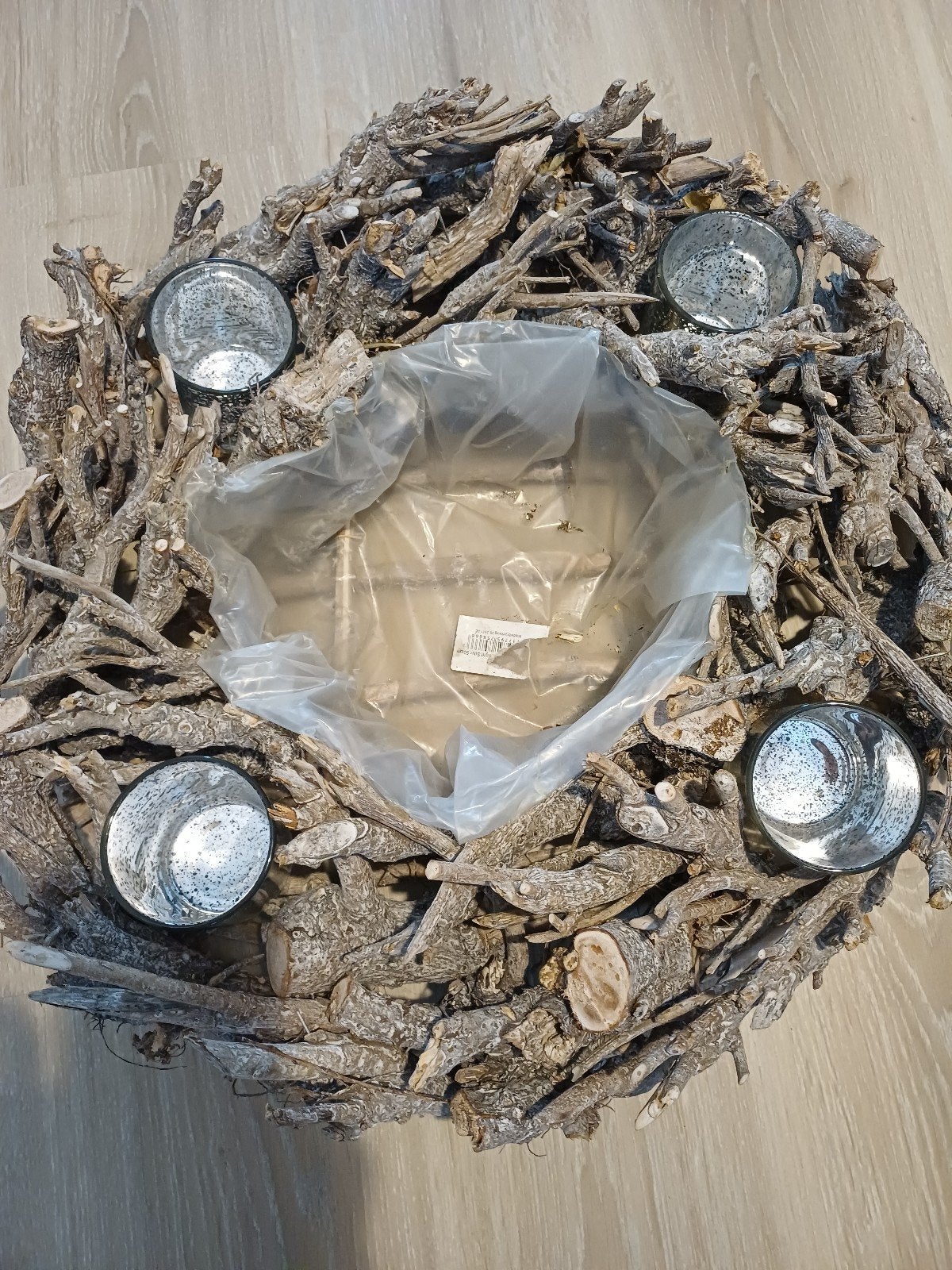 Decoratieve takken krans  met 4 glaasjes voor waxine., Ophalen of Verzenden, Zo goed als nieuw