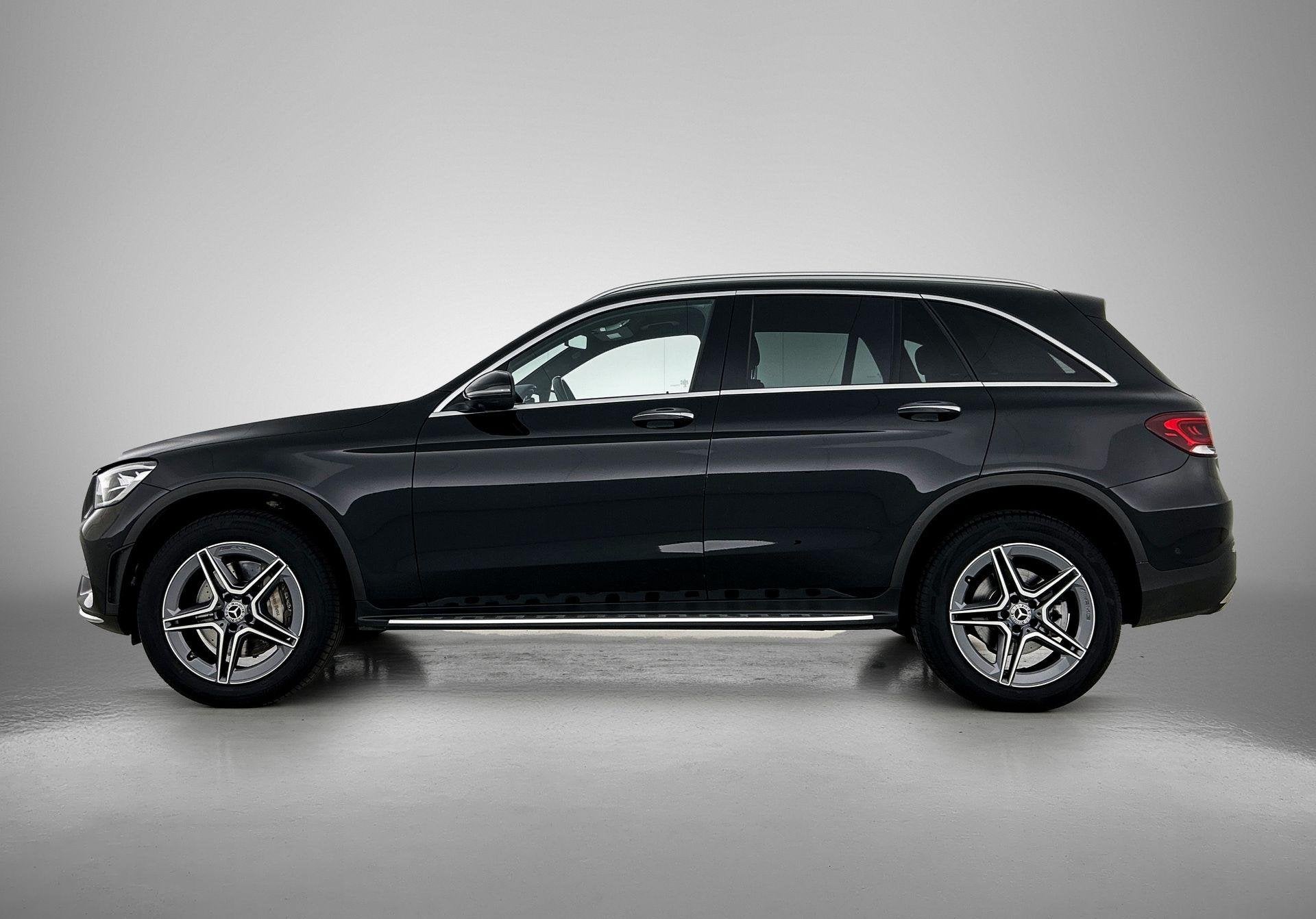 Mercedes-Benz GLC-klasse 300e 4MATIC AMG Line | 360 CAMERA |, Automaat, Gebruikt, 4 cilinders, Zwart