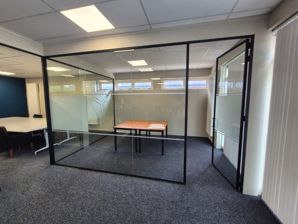 glaswanden met deur-scheidingswand-systeemwand, Ophalen, 160 cm of meer, Zo goed als nieuw, Glasplaat