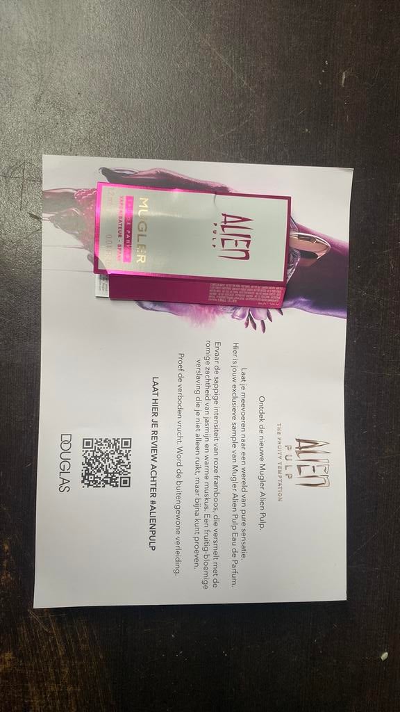 Alien pulp mugler sample nieuw!, Ophalen of Verzenden, Nieuw