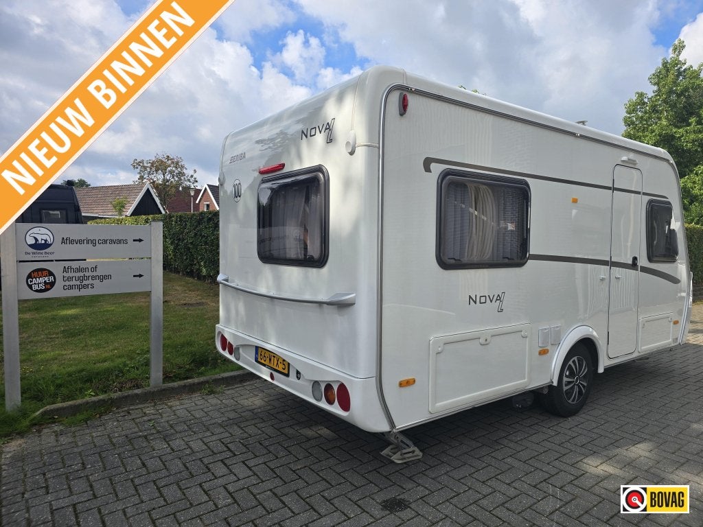 Eriba Nova Light 465 met luifel en Truma mover, Bedrijf, Treinzit, Overige typen, 4 tot 5 meter