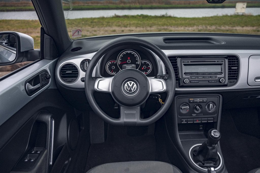 Volkswagen Beetle Cabriolet 1.2 TSI | LM VELGEN | STOELVERWA, Voorwielaandrijving, Euro 5, Stof, 4 cilinders
