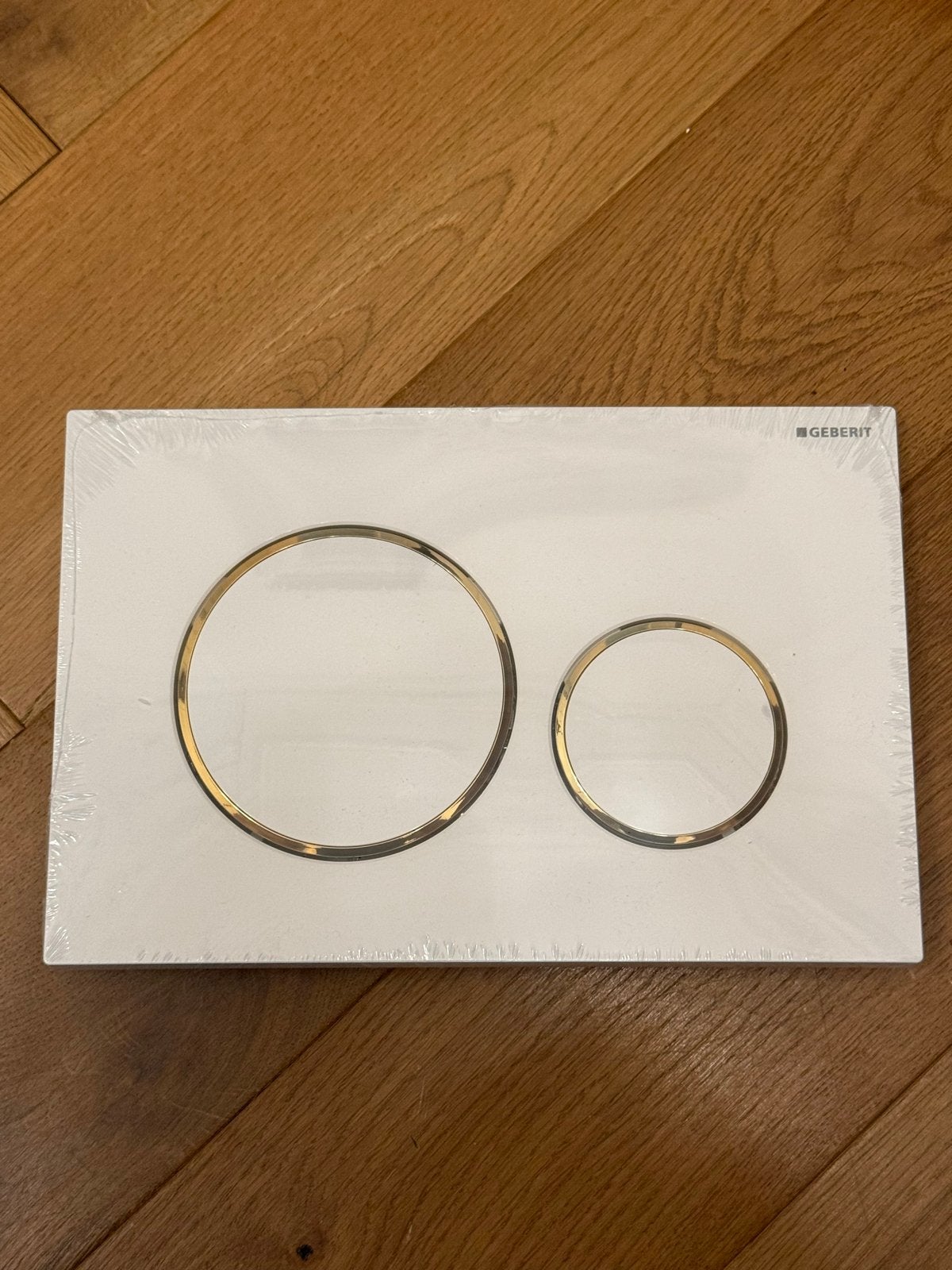 Geberit Sigma20 bedieningsplaat wit/verguld nieuw in plastic, Ophalen of Verzenden, Nieuw, Chroom, Toilet