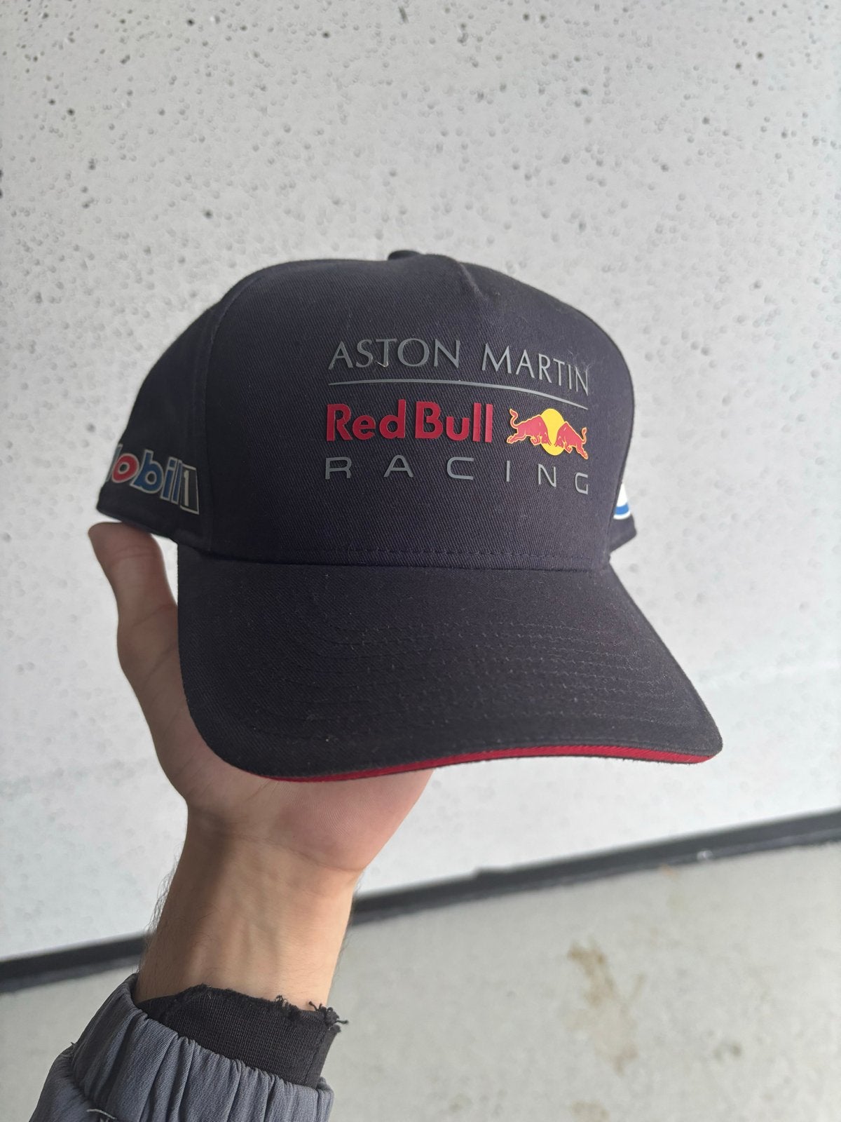 Nieuwe Red Bull Racing Aston Martin Pet - One Size Fits All, Ophalen of Verzenden, Nieuw, One size fits all, Pet
