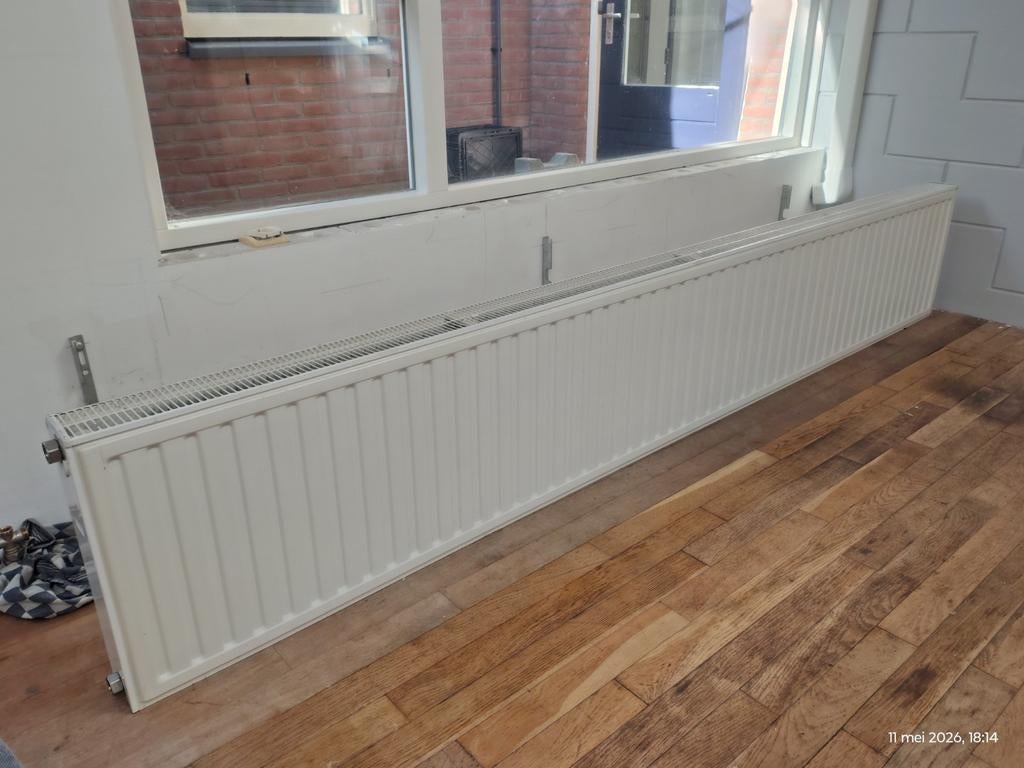 Radson Radiator - Zo goed als nieuw, Ophalen, 30 tot 80 cm, Gebruikt, Radiator