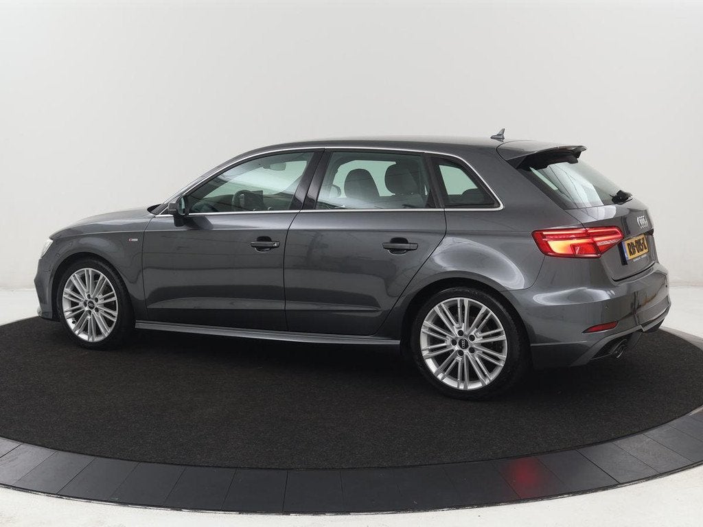 Audi A3 1.0 TFSI Sport S Line Edition | Stoelverwarming | Ha, Auto's, Audi, Gebruikt, Origineel Nederlands, Bedrijf, Handgeschakeld