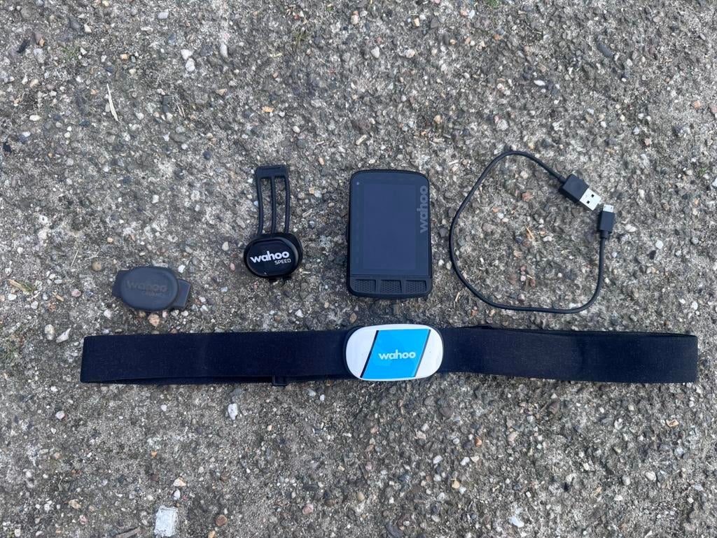 Wahoo Elemnt Roam GPS Bundle, Ophalen of Verzenden, GPS, Zo goed als nieuw