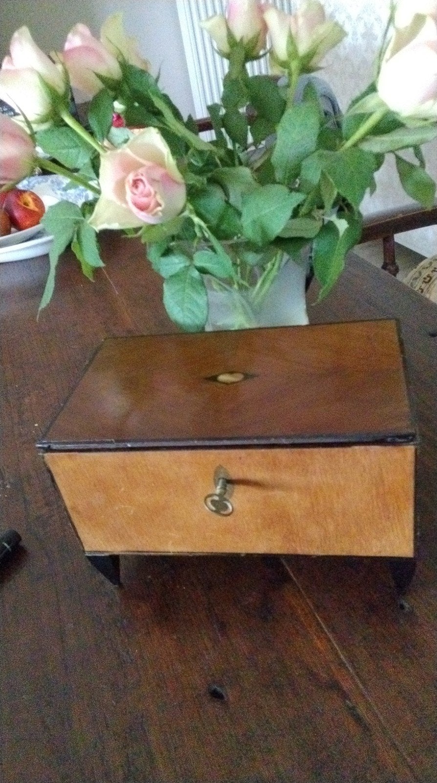 Antiek kistje, originele sleutel, Antiek en Kunst, Verzenden